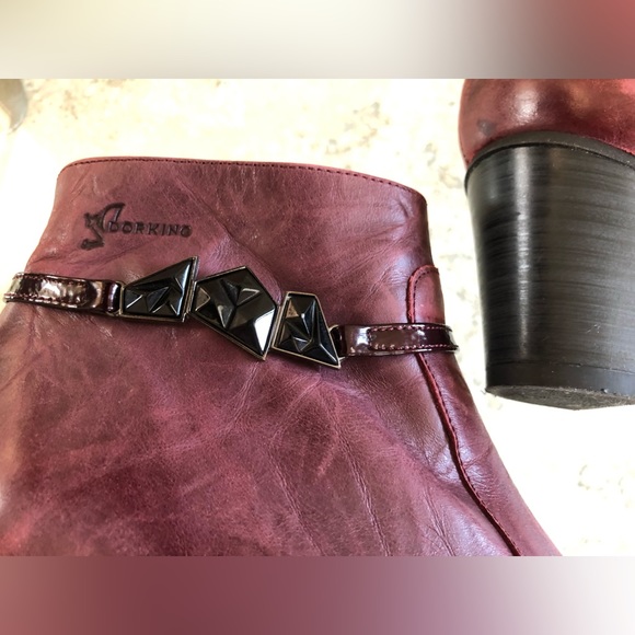 Dorking, Women’s 7.5 -38 Euro, Lightweight Leather Ankle Boots, Side Zip, GUC - Picture 2 of 16